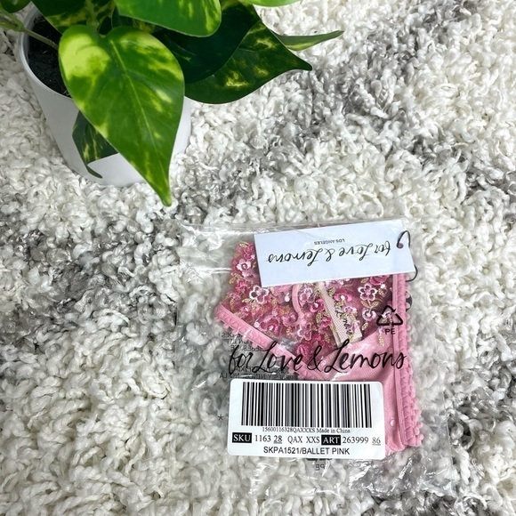 FOR LOVE & LEMONS Fan Floral Thong Panty XXS - Picture 5 of 8